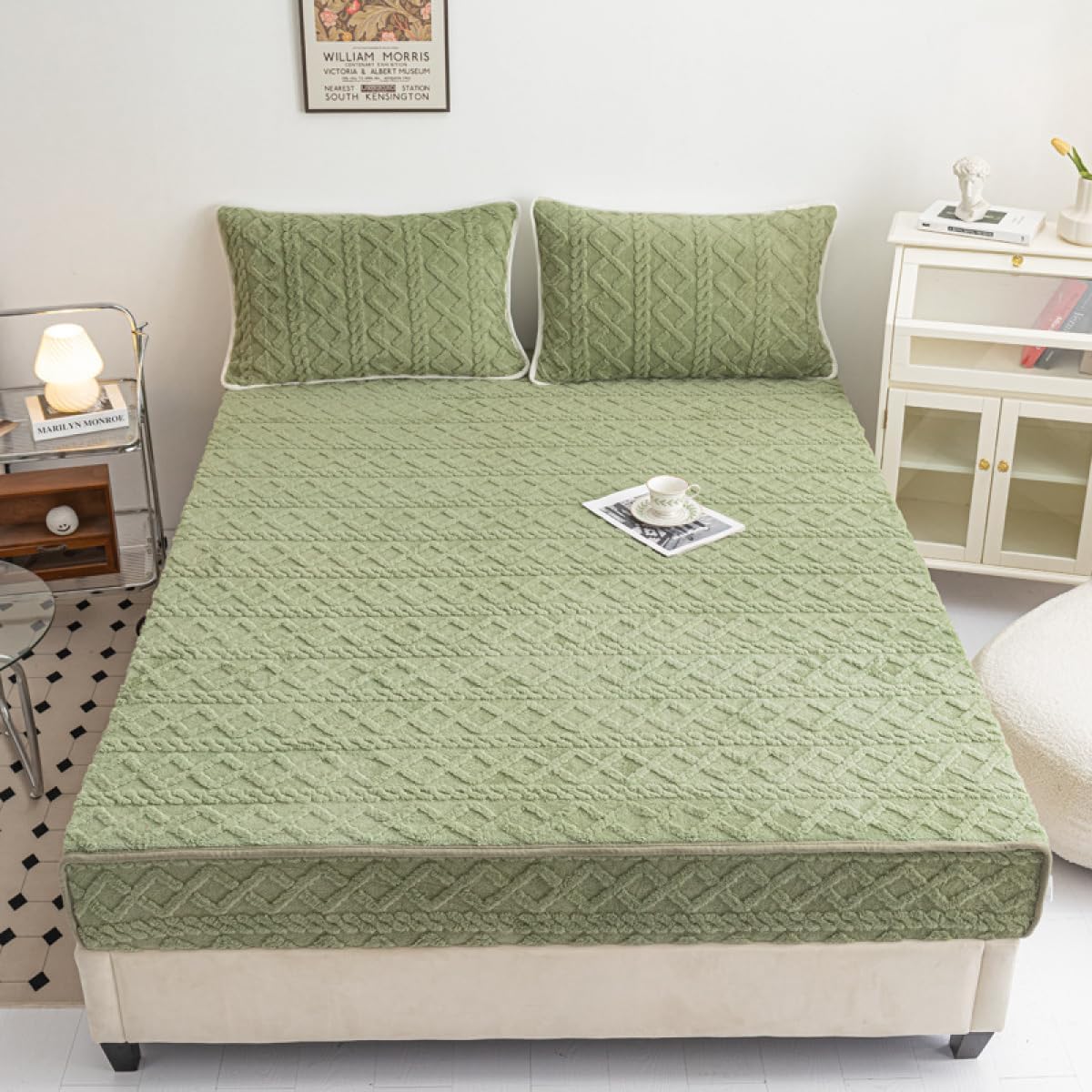 Selected Variant Image