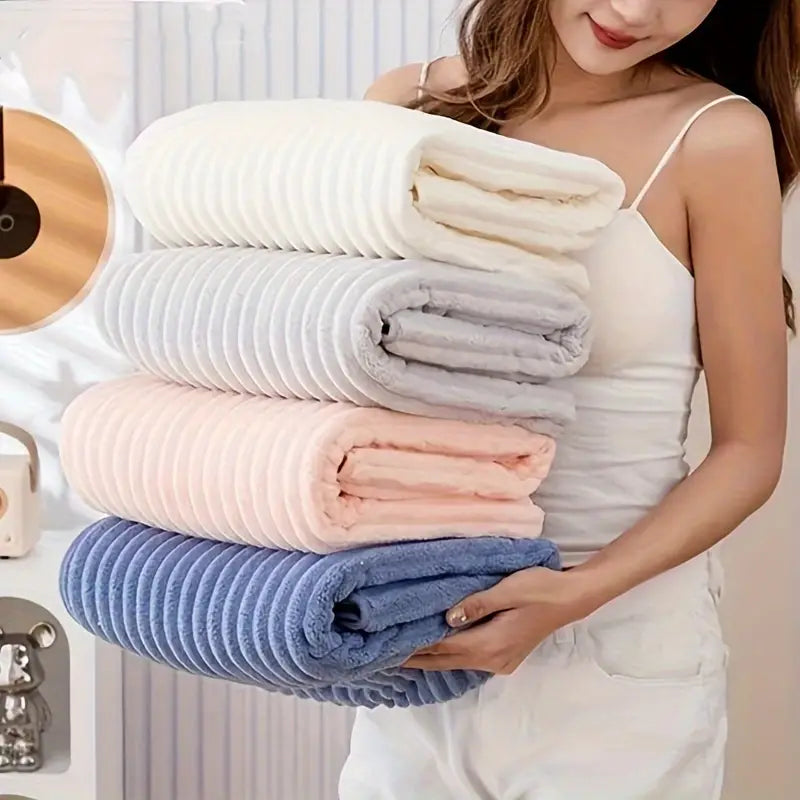 LaKatarina™ Microfiber 300 GSM Bath Towel